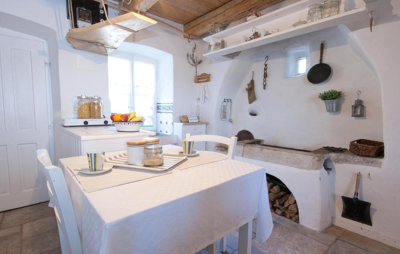 Holiday home Maja Stone House *